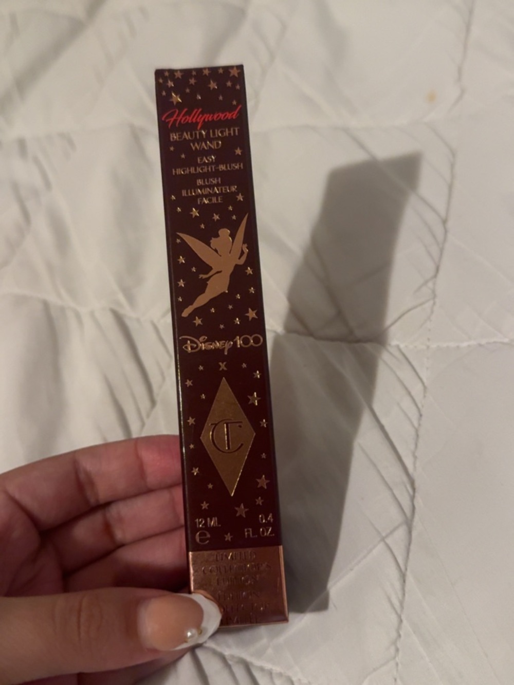 Charlotte Tilbury Hollywood Beauty Light Wand in Pink